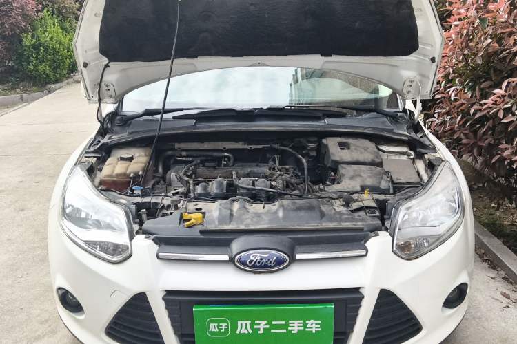Used Ford Focus 2012 Sedan 1.6L Manual Comfort Model Engine Bay