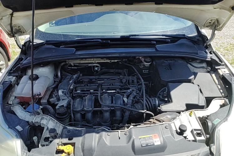 Used Ford Focus 2012 Sedan 1.6L Automatic Comfort Model Engine Bay