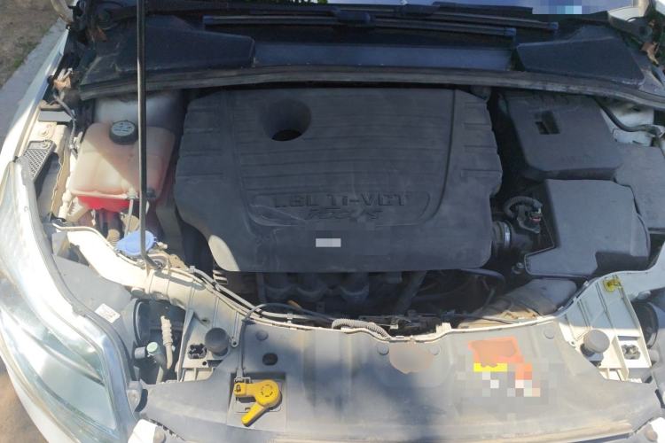 Used Ford Focus 2012 Hatchback 1.6L Manual Fashion Edition Engine Bay
