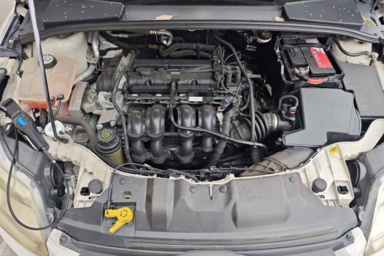 Used Ford Focus 2012 Sedan 1.6L Automatic Fashion Edition Engine Bay