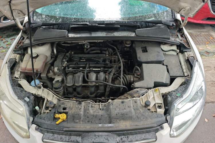 Used Ford Focus 2012 Hatchback 1.6L Automatic Fashion Edition Engine Bay
