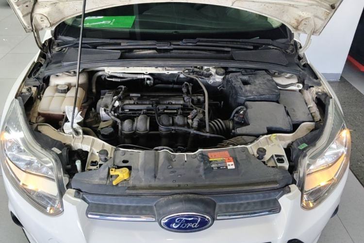 Used Ford Focus 2012 Hatchback 1.6L Automatic Comfort Model Engine Bay