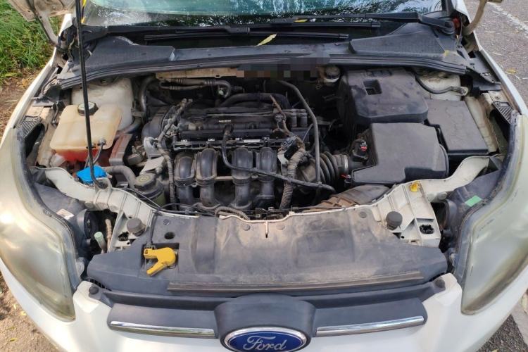 Used Ford Focus 2012 Sedan 1.6L Automatic Fashion Edition Engine Bay