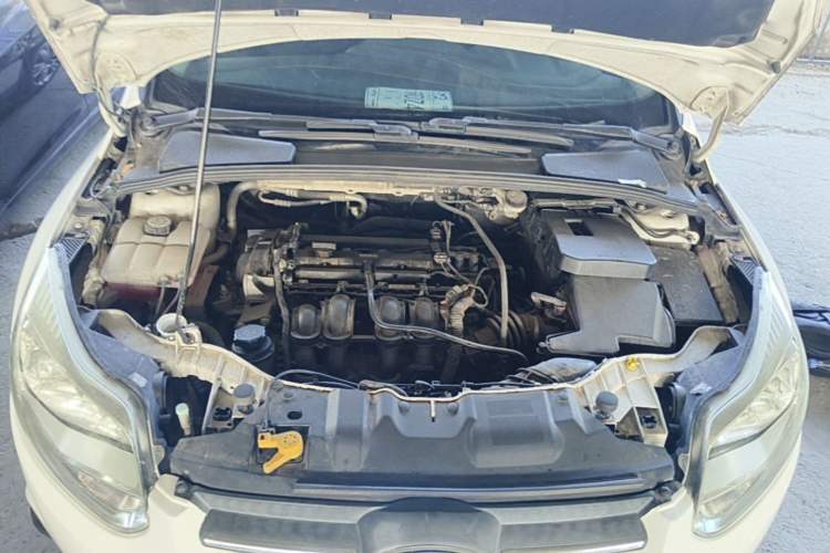 Used Ford Focus 2012 Sedan 1.6L Automatic Comfort Model Engine Bay