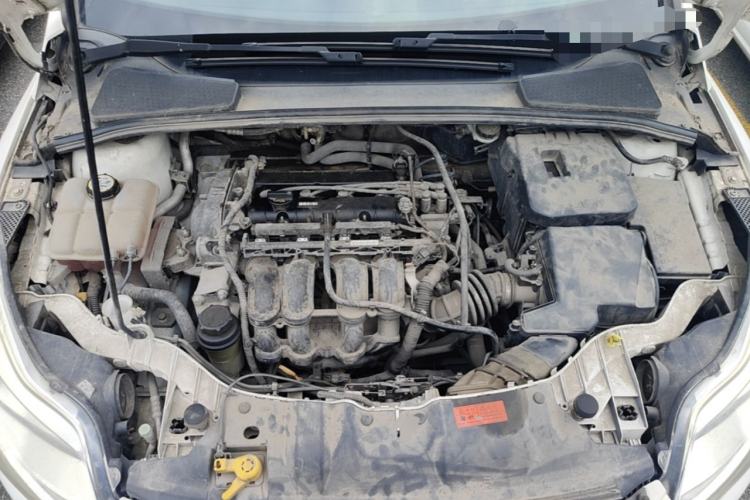Used Ford Focus 2012 Sedan 1.6L Automatic Fashion Edition Engine Bay