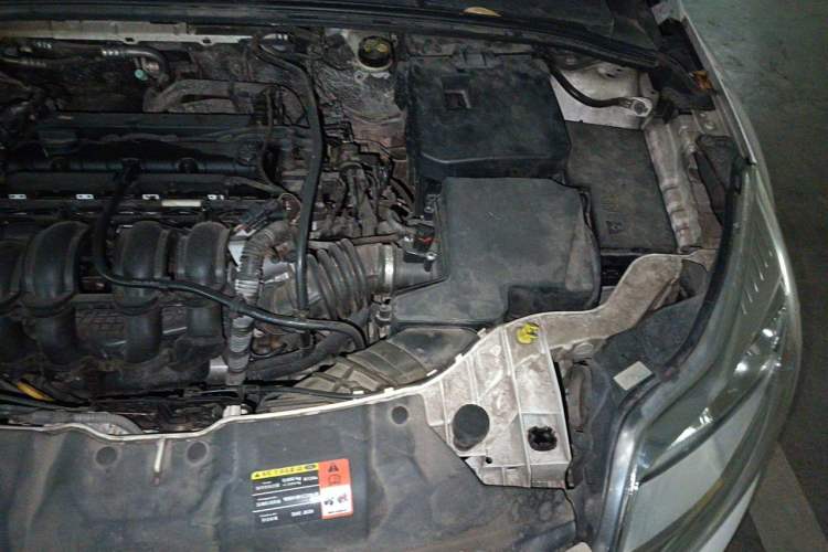 Used Ford Focus 2012 Hatchback 1.6L Automatic Comfort Model Engine Bay Left