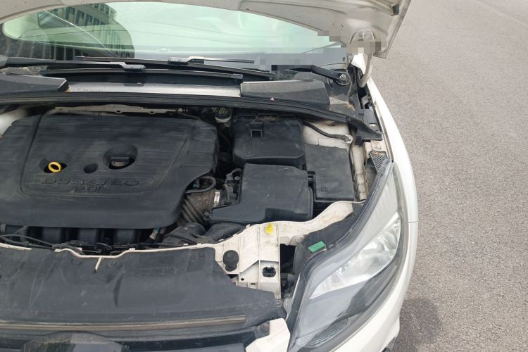 Used Ford Focus 2012 Hatchback 2.0L Automatic Luxury Sport Model Engine Bay Left