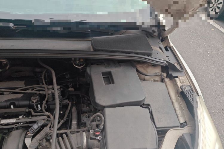 Used Ford Focus 2012 Sedan 1.6L Automatic Fashion Edition Engine Bay Left