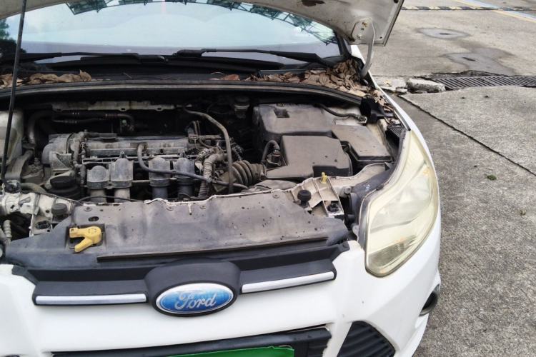 Used Ford Focus 2012 Sedan 1.6L Automatic Fashion Edition Engine Bay Left