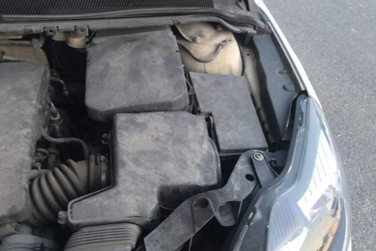 Used Ford Focus 2012 Hatchback Classic 1.8L Automatic Base Model Engine Bay Left