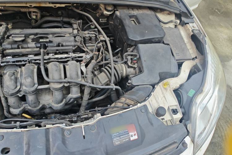Used Ford Focus 2012 Sedan 1.6L Automatic Fashion Edition Engine Bay Left