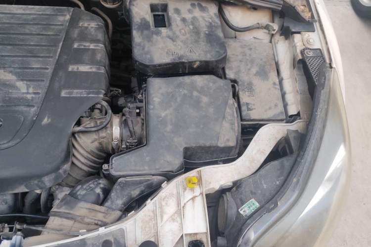 Used Ford Focus 2012 Hatchback 2.0L Manual Luxury Sport Model Engine Bay Left