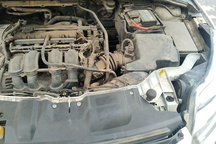 Used Ford Focus 2012 Hatchback 1.6L Manual Fashion Edition Engine Bay Left