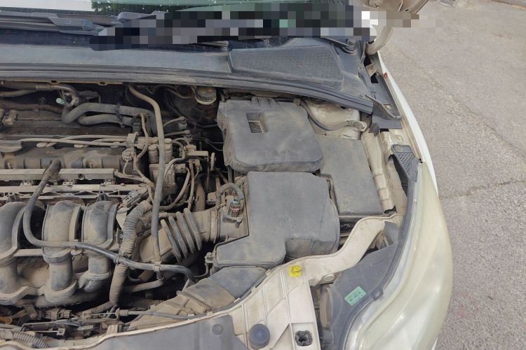 Used Ford Focus 2012 Hatchback 1.6L Automatic Fashion Edition Engine Bay Left