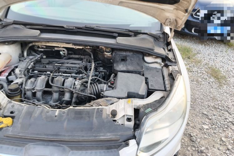 Used Ford Focus 2012 Sedan 1.6L Automatic Comfort Model Engine Bay Left