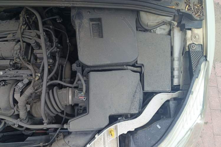 Used Ford Focus 2012 Hatchback 1.6L Manual Comfort Model Engine Bay Left