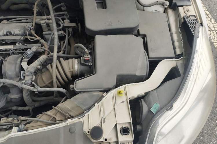 Used Ford Focus 2012 Sedan 1.6L Automatic Comfort Model Engine Bay Left