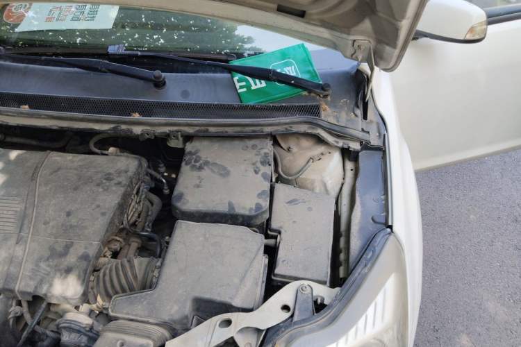 Used Ford Focus 2012 Hatchback Classic 1.8L Manual Fashion Edition Engine Bay Left