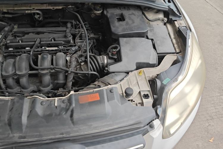 Used Ford Focus 2012 Sedan 1.6L Automatic Comfort Model Engine Bay Left