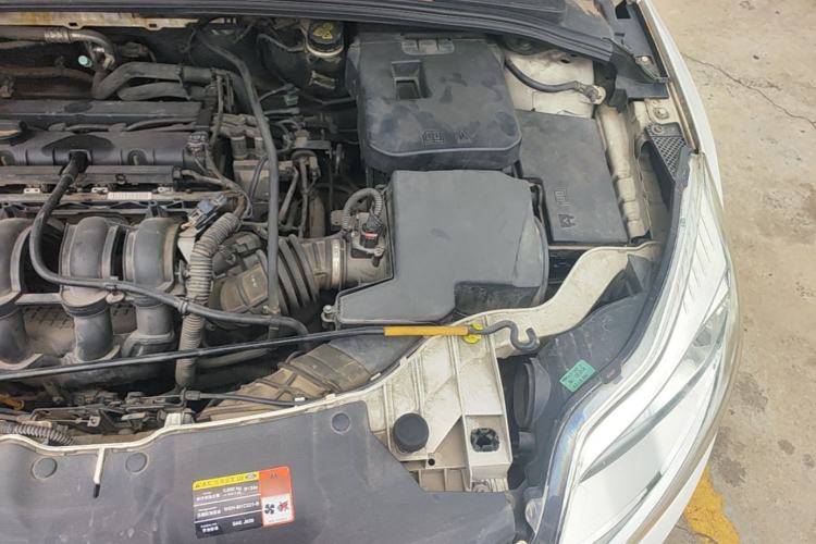 Used Ford Focus 2012 Sedan 1.6L Automatic Comfort Model Engine Bay Left