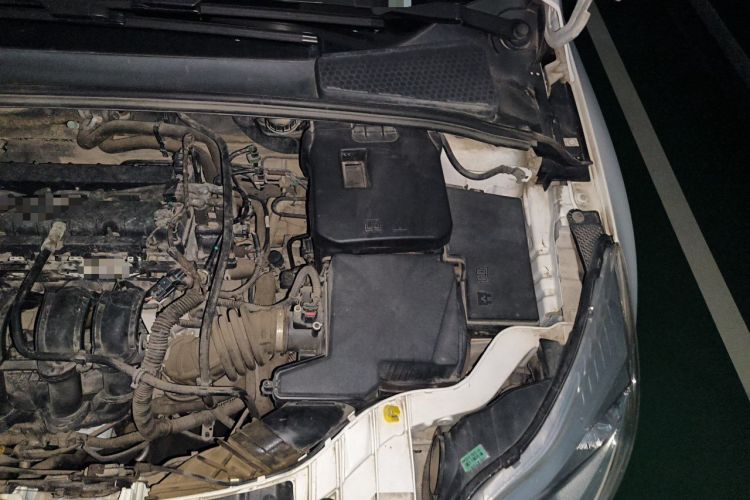 Used Ford Focus 2012 Sedan 1.6L Manual Fashion Edition Engine Bay Left
