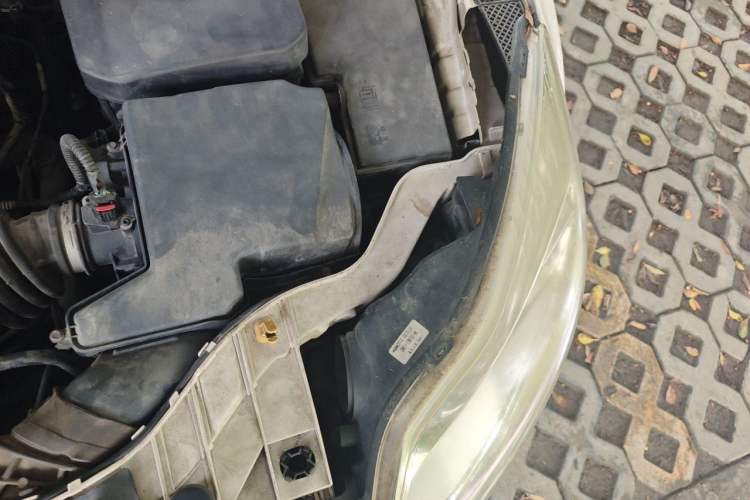 Used Ford Focus 2012 Hatchback 1.6L Manual Comfort Model Engine Bay Left
