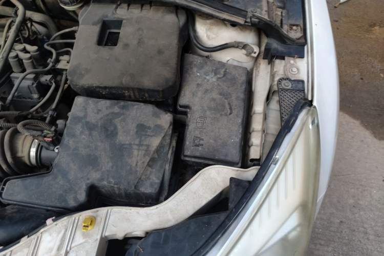 Used Ford Focus 2012 Sedan 1.6L Automatic Comfort Model Engine Bay Left