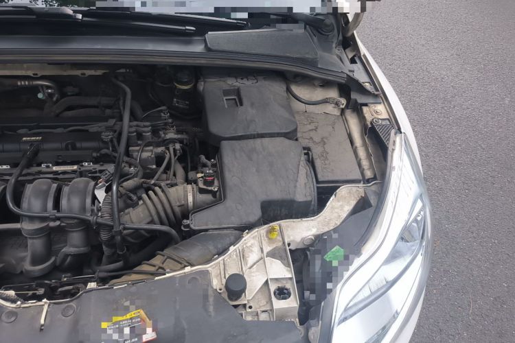 Used Ford Focus 2012 Sedan 1.6L Automatic Fashion Edition Engine Bay Left
