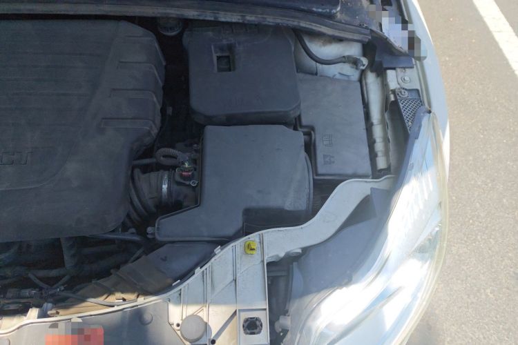 Used Ford Focus 2012 Hatchback 1.6L Manual Fashion Edition Engine Bay Left