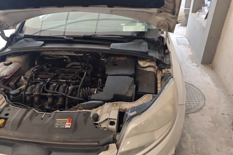 Used Ford Focus 2012 Sedan 1.6L Automatic Comfort Model Engine Bay Left