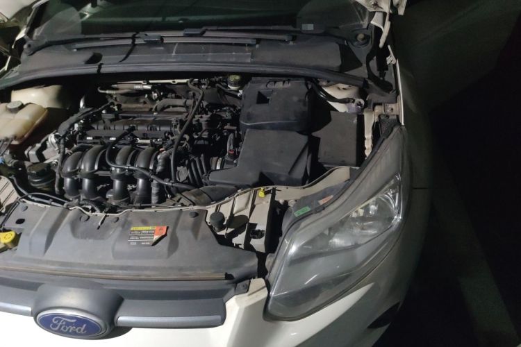 Used Ford Focus 2012 Hatchback 1.6L Automatic Comfort Model Engine Bay Left
