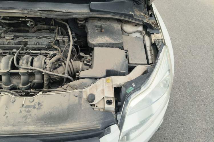 Used Ford Focus 2012 Hatchback 1.6L Manual Fashion Edition Engine Bay Left
