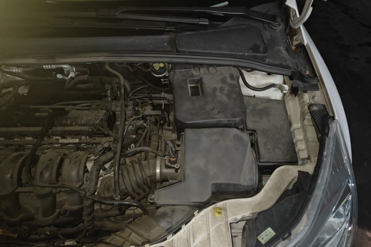 Used Ford Focus 2012 Hatchback 1.6L Automatic Fashion Edition Engine Bay Left
