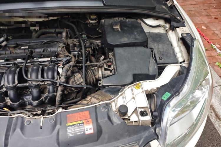 Used Ford Focus 2012 Sedan 1.6L Automatic Fashion Edition Engine Bay Left