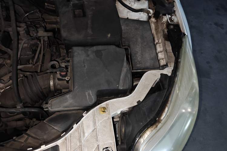 Used Ford Focus 2012 Sedan 1.6L Automatic Comfort Model Engine Bay Left