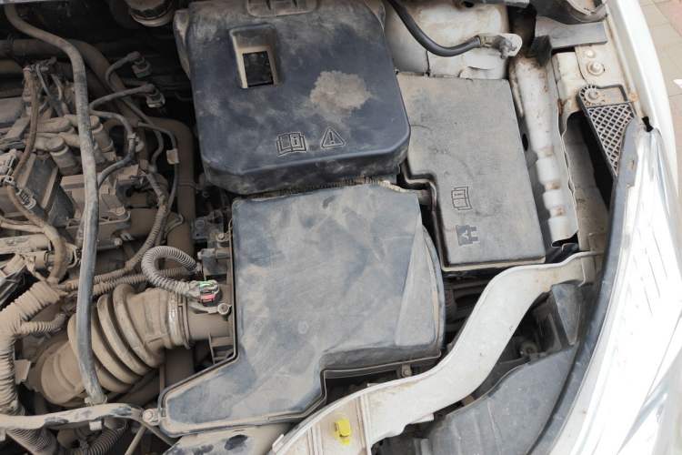 Used Ford Focus 2012 Hatchback 1.6L Manual Comfort Model Engine Bay Left