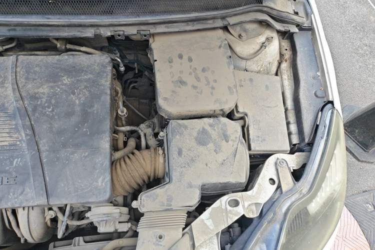 Used Ford Focus 2012 Hatchback Classic 1.8L Automatic Fashion Edition Engine Bay Left