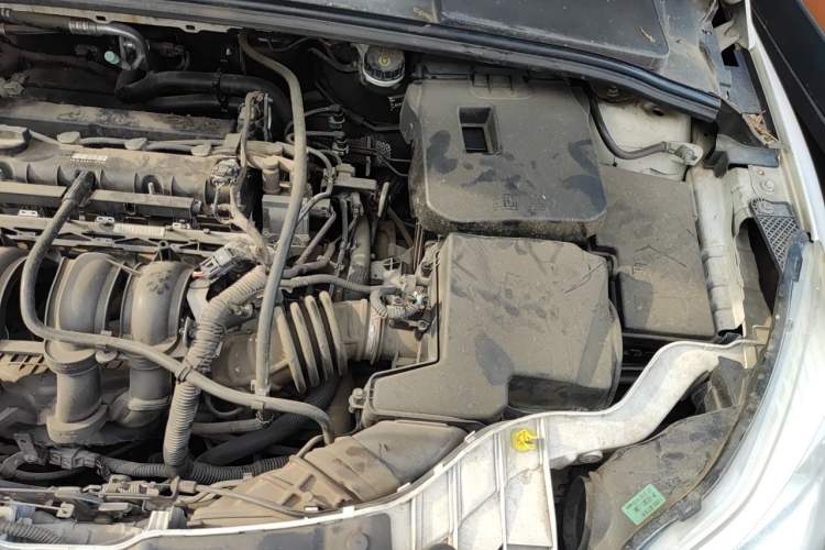 Used Ford Focus 2012 Sedan 1.6L Automatic Fashion Edition Engine Bay Left
