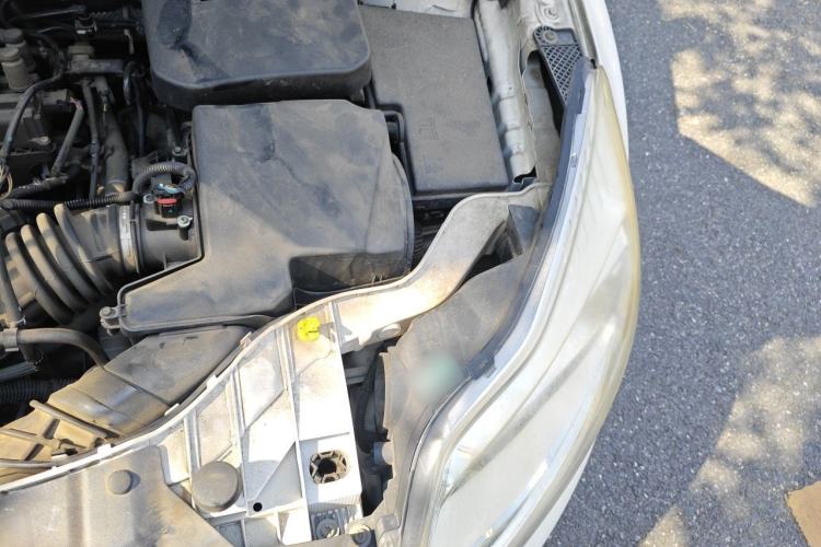 Used Ford Focus 2012 Hatchback 1.6L Automatic Comfort Model Engine Bay Left