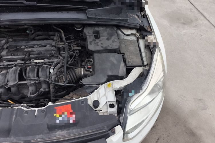 Used Ford Focus 2012 Hatchback 1.6L Automatic Comfort Model Engine Bay Left