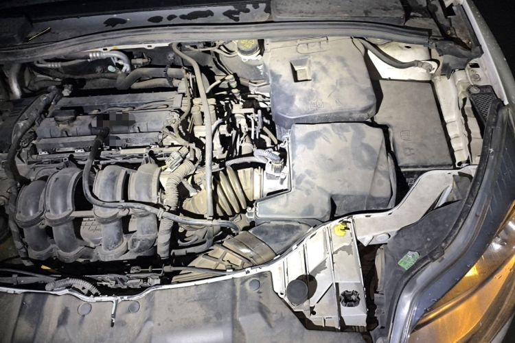 Used Ford Focus 2012 Sedan 1.6L Automatic Comfort Model Engine Bay Left