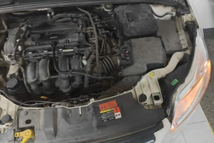 Used Ford Focus 2012 Hatchback 1.6L Automatic Comfort Model Engine Bay Left