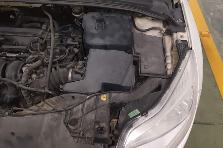 Used Ford Focus 2012 Hatchback 1.6L Automatic Fashion Edition Engine Bay Left