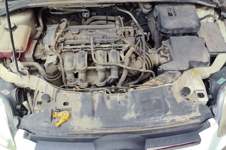 Used Ford Focus 2012 Hatchback 1.6L Automatic Fashion Edition Engine Bay
