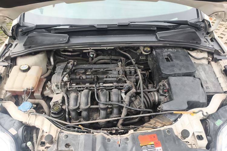 Used Ford Focus 2012 Hatchback 1.6L Automatic Fashion Edition Engine Bay