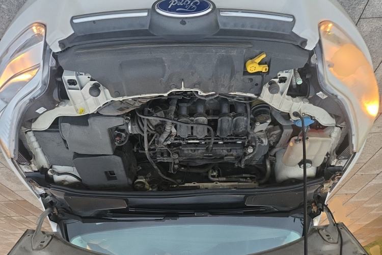 Used Ford Focus 2012 Hatchback 1.6L Automatic Fashion Edition Engine Bay