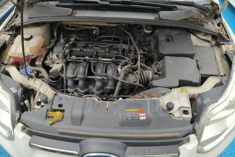 Used Ford Focus 2012 Sedan 1.6L Automatic Comfort Model Engine Bay