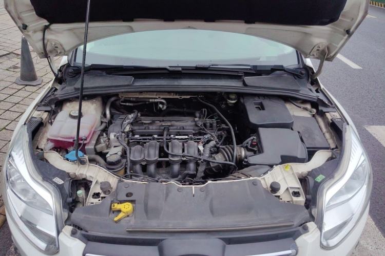 Used Ford Focus 2012 Hatchback 1.6L Automatic Fashion Edition Engine Bay