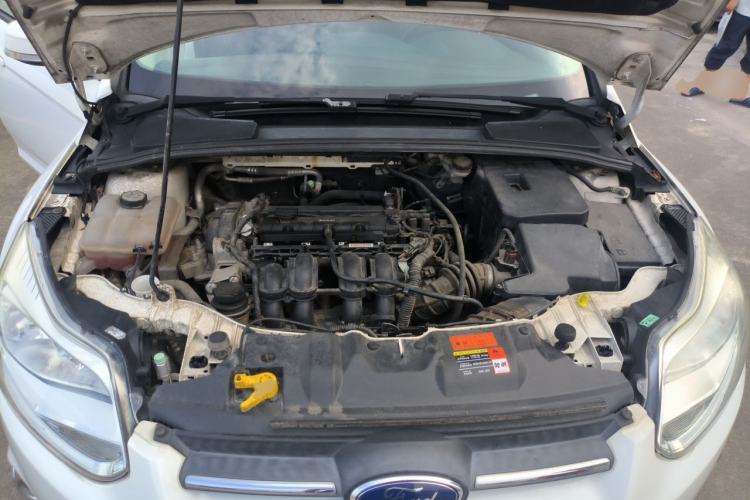 Used Ford Focus 2012 Hatchback 1.6L Automatic Fashion Edition Engine Bay