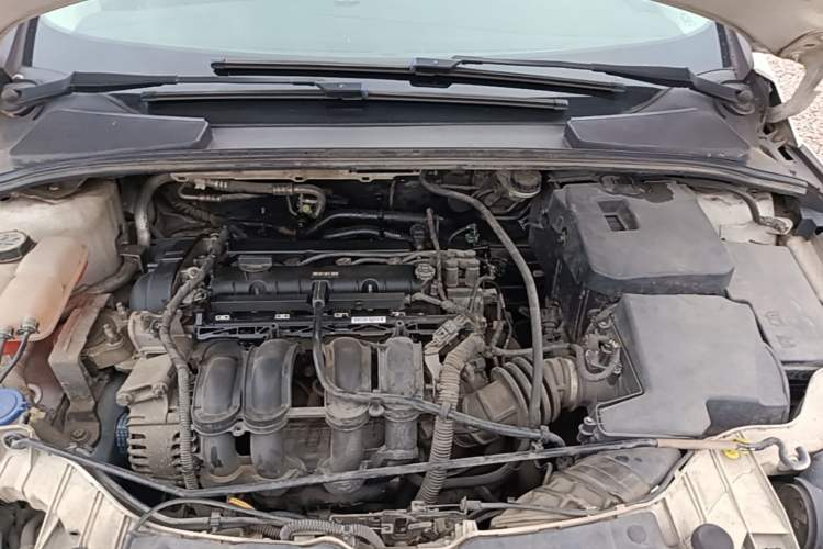 Used Ford Focus 2012 Sedan 1.6L Manual Comfort Model Engine Bay
